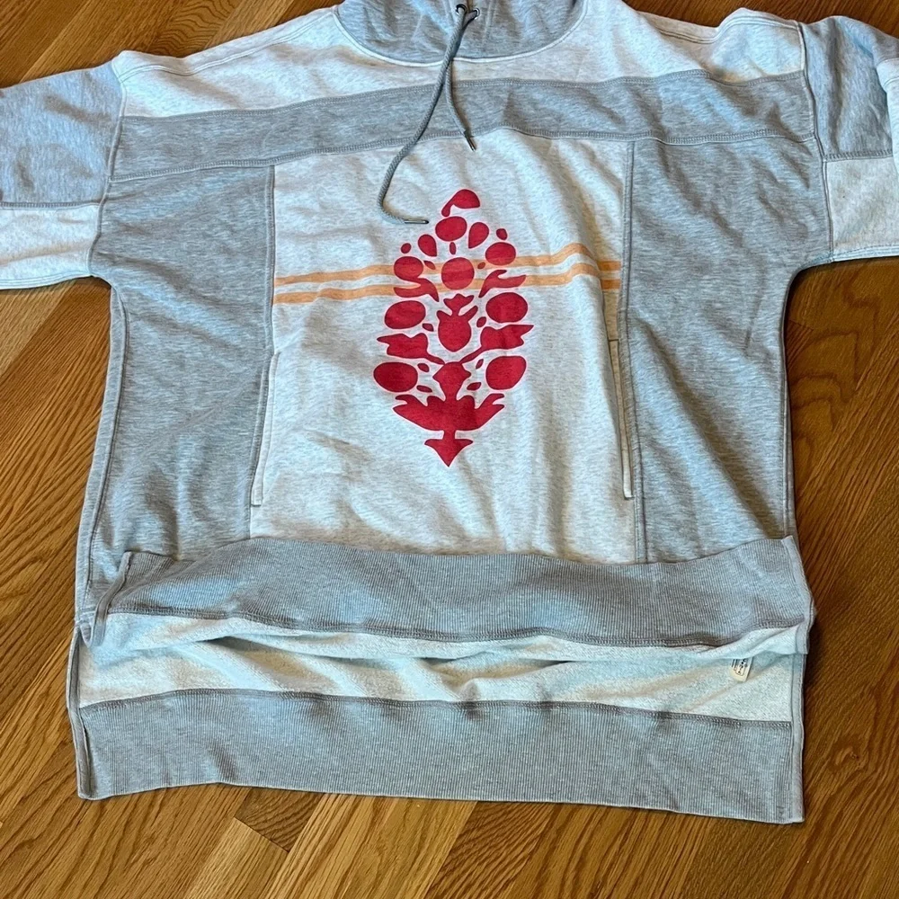 Free People Movement Triple Threat Hoodie Size Large NEW